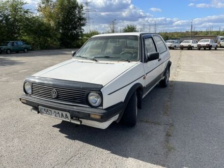 Белый Фольксваген Гольф, объемом двигателя 0 л и пробегом 300 тыс. км за 500 $, фото 1 на Automoto.ua