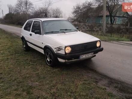 Белый Фольксваген Гольф, объемом двигателя 1.59 л и пробегом 369 тыс. км за 1250 $, фото 1 на Automoto.ua