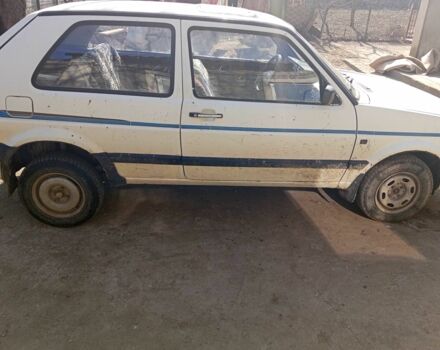 Белый Фольксваген Гольф, объемом двигателя 1.6 л и пробегом 3 тыс. км за 700 $, фото 1 на Automoto.ua