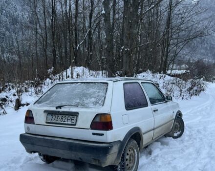 Белый Фольксваген Гольф, объемом двигателя 1.3 л и пробегом 3 тыс. км за 500 $, фото 1 на Automoto.ua