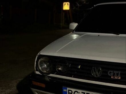 Білий Фольксваген Гольф, об'ємом двигуна 1.3 л та пробігом 3 тис. км за 615 $, фото 1 на Automoto.ua