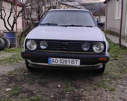 Белый Фольксваген Гольф, объемом двигателя 1.59 л и пробегом 382 тыс. км за 2000 $, фото 1 на Automoto.ua