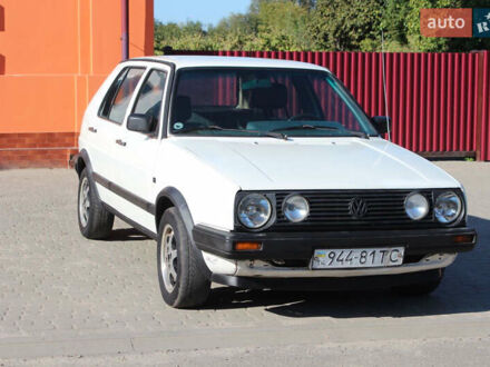 Фольксваген Гольф 1988 в Миколаїв на Automoto.ua Белый Фольксваген Гольф, объемом двигателя 1.6 л и пробегом 333 тыс. км за 2500 $, фото 1 на Automoto.ua