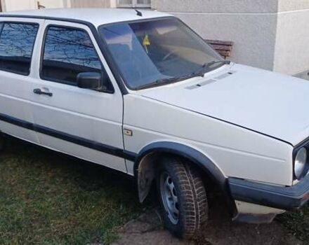 Белый Фольксваген Гольф, объемом двигателя 1.6 л и пробегом 1 тыс. км за 1100 $, фото 1 на Automoto.ua