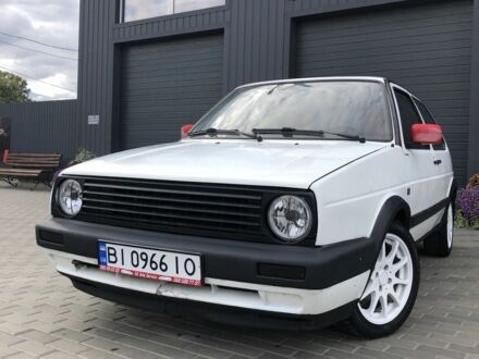 Білий Фольксваген Гольф, об'ємом двигуна 1.6 л та пробігом 500 тис. км за 1600 $, фото 1 на Automoto.ua