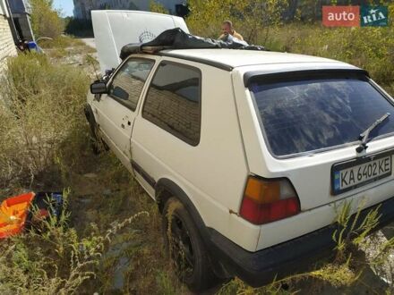 Фольксваген Гольф 1989 в Киеве на Automoto.ua Белый Фольксваген Гольф, объемом двигателя 1.78 л и пробегом 150 тыс. км за 700 $, фото 1 на Automoto.ua