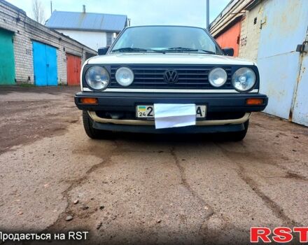 Белый Фольксваген Гольф, объемом двигателя 1.6 л и пробегом 0 тыс. км за 3200 $, фото 1 на Automoto.ua