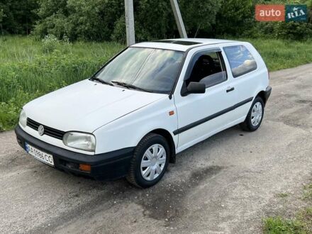 Фольксваген Гольф 1993 у Боярка на Automoto.ua Білий Фольксваген Гольф, об'ємом двигуна 1.4 л та пробігом 190 тис. км за 1500 $, фото 1 на Automoto.ua