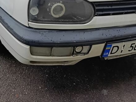 Білий Фольксваген Гольф, об'ємом двигуна 1.8 л та пробігом 1 тис. км за 1800 $, фото 1 на Automoto.ua