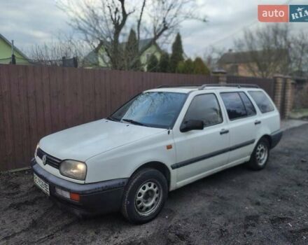 Білий Фольксваген Гольф, об'ємом двигуна 1.78 л та пробігом 200 тис. км за 1550 $, фото 1 на Automoto.ua