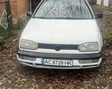 Белый Фольксваген Гольф, объемом двигателя 1.9 л и пробегом 48 тыс. км за 2300 $, фото 1 на Automoto.ua