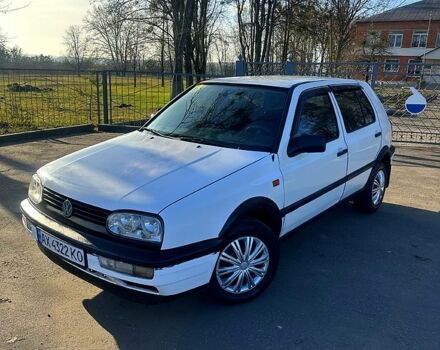 Белый Фольксваген Гольф, объемом двигателя 1.4 л и пробегом 280 тыс. км за 1800 $, фото 1 на Automoto.ua