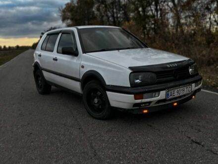 Білий Фольксваген Гольф, об'ємом двигуна 1.9 л та пробігом 600 тис. км за 3500 $, фото 1 на Automoto.ua