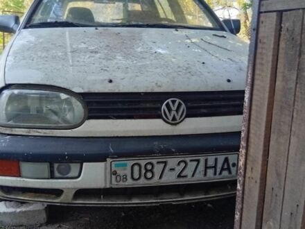 Фольксваген Гольф 1997 в Вольнянске на Automoto.ua Белый Фольксваген Гольф, объемом двигателя 1.4 л и пробегом 1 тыс. км за 1300 $, фото 1 на Automoto.ua