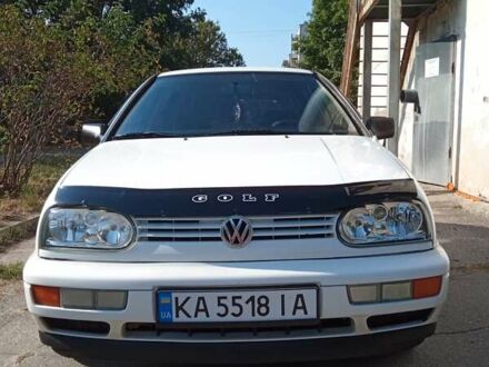 Білий Фольксваген Гольф, об'ємом двигуна 1.8 л та пробігом 53 тис. км за 3450 $, фото 1 на Automoto.ua