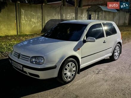 Фольксваген Гольф 1998 в Виннице на Automoto.ua Белый Фольксваген Гольф, объемом двигателя 1.39 л и пробегом 416 тыс. км за 3800 $, фото 1 на Automoto.ua