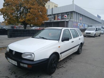 Білий Фольксваген Гольф, об'ємом двигуна 1.4 л та пробігом 399 тис. км за 2000 $, фото 1 на Automoto.ua