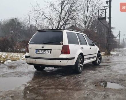 Белый Фольксваген Гольф, объемом двигателя 1.9 л и пробегом 331 тыс. км за 5600 $, фото 1 на Automoto.ua