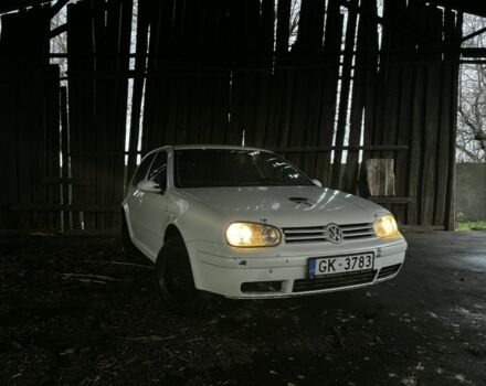 Белый Фольксваген Гольф, объемом двигателя 1.8 л и пробегом 273 тыс. км за 2300 $, фото 1 на Automoto.ua