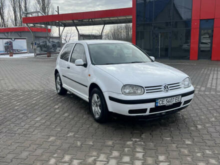 Белый Фольксваген Гольф, объемом двигателя 1.9 л и пробегом 374 тыс. км за 2899 $, фото 1 на Automoto.ua