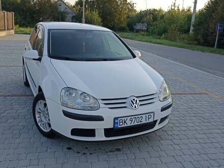Білий Фольксваген Гольф, об'ємом двигуна 1.9 л та пробігом 390 тис. км за 4700 $, фото 1 на Automoto.ua