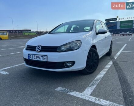 Белый Фольксваген Гольф, объемом двигателя 1.6 л и пробегом 226 тыс. км за 7150 $, фото 1 на Automoto.ua