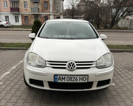 Белый Фольксваген Гольф, объемом двигателя 1.6 л и пробегом 255 тыс. км за 4500 $, фото 1 на Automoto.ua