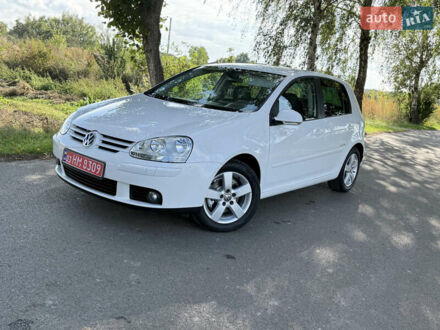 Фольксваген Гольф 2008 в Владимир-Волынский на Automoto.ua Белый Фольксваген Гольф, объемом двигателя 1.6 л и пробегом 235 тыс. км за 6400 $, фото 1 на Automoto.ua
