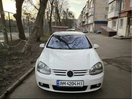 Білий Фольксваген Гольф, об'ємом двигуна 1.6 л та пробігом 280 тис. км за 5086 $, фото 1 на Automoto.ua