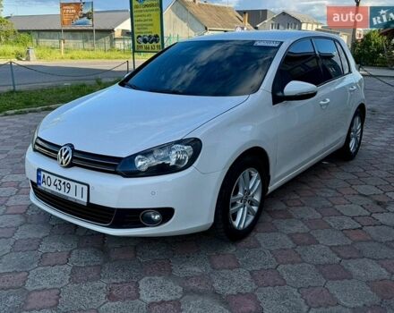 Белый Фольксваген Гольф, объемом двигателя 1.39 л и пробегом 175 тыс. км за 7700 $, фото 1 на Automoto.ua