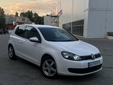 Білий Фольксваген Гольф, об'ємом двигуна 1.39 л та пробігом 260 тис. км за 6300 $, фото 1 на Automoto.ua