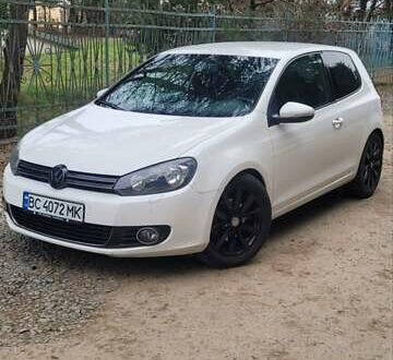 Белый Фольксваген Гольф, объемом двигателя 1.39 л и пробегом 246 тыс. км за 6500 $, фото 1 на Automoto.ua