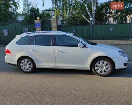 Білий Фольксваген Гольф, об'ємом двигуна 1.4 л та пробігом 200 тис. км за 5500 $, фото 1 на Automoto.ua