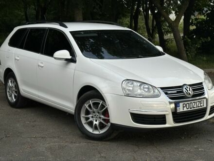 Белый Фольксваген Гольф, объемом двигателя 1.9 л и пробегом 315 тыс. км за 6400 $, фото 1 на Automoto.ua
