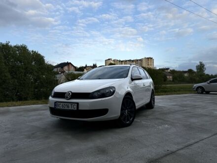 Фольксваген Гольф 2009 у Львові на Automoto.ua Білий Фольксваген Гольф, об'ємом двигуна 1.6 л та пробігом 258 тис. км за 8200 $, фото 1 на Automoto.ua