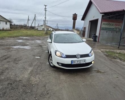 Белый Фольксваген Гольф, объемом двигателя 1.4 л и пробегом 306 тыс. км за 7900 $, фото 1 на Automoto.ua