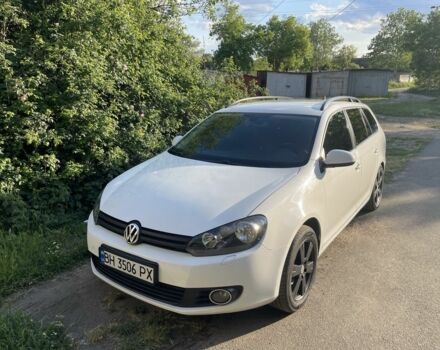 Белый Фольксваген Гольф, объемом двигателя 1.6 л и пробегом 242 тыс. км за 7600 $, фото 1 на Automoto.ua