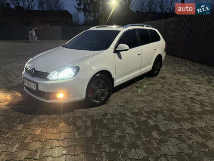 Белый Фольксваген Гольф, объемом двигателя 1.97 л и пробегом 294 тыс. км за 8000 $, фото 1 на Automoto.ua