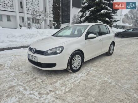 Белый Фольксваген Гольф, объемом двигателя 1.6 л и пробегом 177 тыс. км за 9100 $, фото 1 на Automoto.ua
