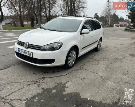 Белый Фольксваген Гольф, объемом двигателя 1.6 л и пробегом 375 тыс. км за 6750 $, фото 1 на Automoto.ua