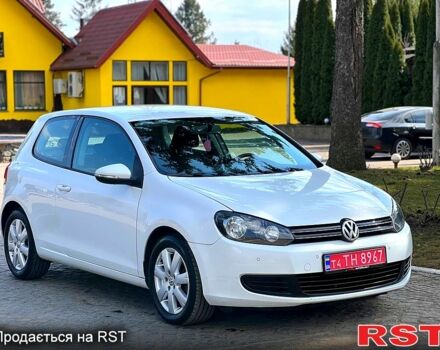 Белый Фольксваген Гольф, объемом двигателя 1.4 л и пробегом 186 тыс. км за 7500 $, фото 1 на Automoto.ua