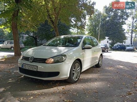 Білий Фольксваген Гольф, об'ємом двигуна 1.6 л та пробігом 242 тис. км за 8300 $, фото 1 на Automoto.ua