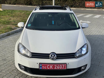 Білий Фольксваген Гольф, об'ємом двигуна 1.6 л та пробігом 235 тис. км за 9100 $, фото 1 на Automoto.ua