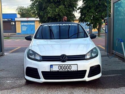 Белый Фольксваген Гольф, объемом двигателя 2 л и пробегом 230 тыс. км за 13000 $, фото 1 на Automoto.ua
