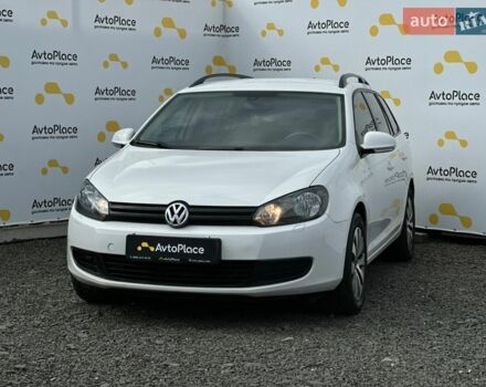 Белый Фольксваген Гольф, объемом двигателя 1.6 л и пробегом 225 тыс. км за 7400 $, фото 1 на Automoto.ua