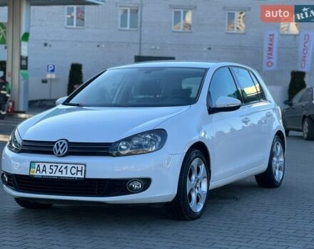 Белый Фольксваген Гольф, объемом двигателя 1.4 л и пробегом 174 тыс. км за 7450 $, фото 1 на Automoto.ua