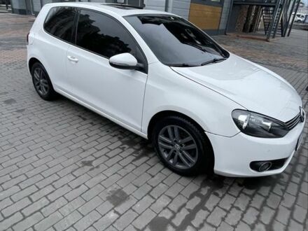 Білий Фольксваген Гольф, об'ємом двигуна 1.6 л та пробігом 294 тис. км за 7200 $, фото 1 на Automoto.ua