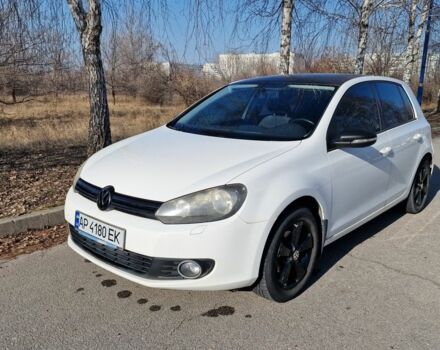 Белый Фольксваген Гольф, объемом двигателя 1.6 л и пробегом 171 тыс. км за 8500 $, фото 1 на Automoto.ua