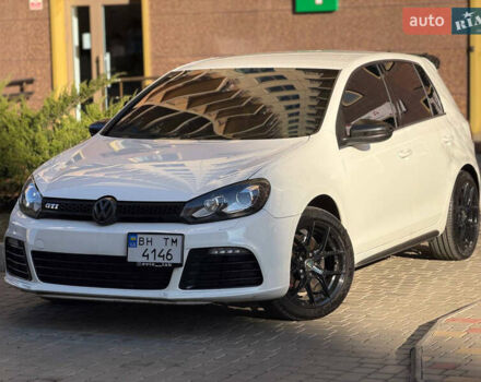 Белый Фольксваген Гольф, объемом двигателя 1.98 л и пробегом 219 тыс. км за 9900 $, фото 1 на Automoto.ua