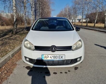 Белый Фольксваген Гольф, объемом двигателя 1.6 л и пробегом 171 тыс. км за 8500 $, фото 1 на Automoto.ua